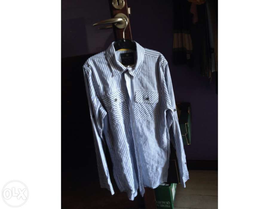 Camisa conservatorio comunhão o 7-8 anos pouco uso