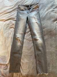 Spodnie Jeans z rozdarciami roz.36