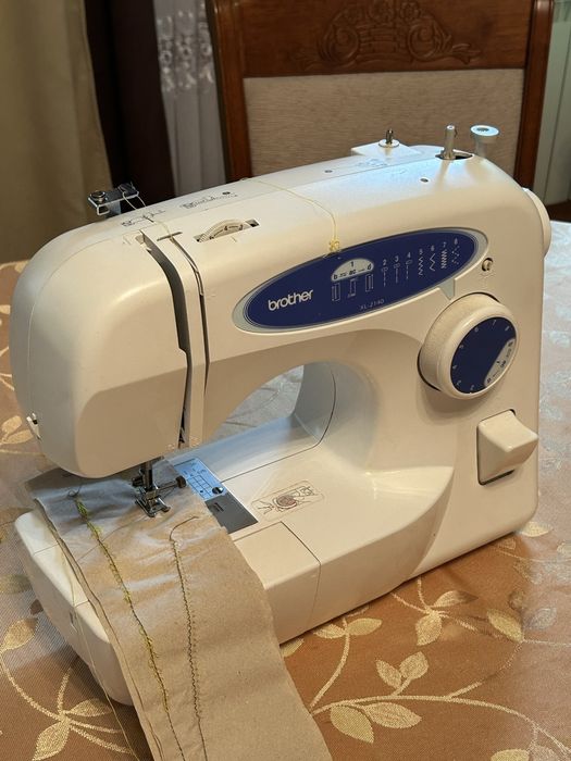 Швейная машинка Brother