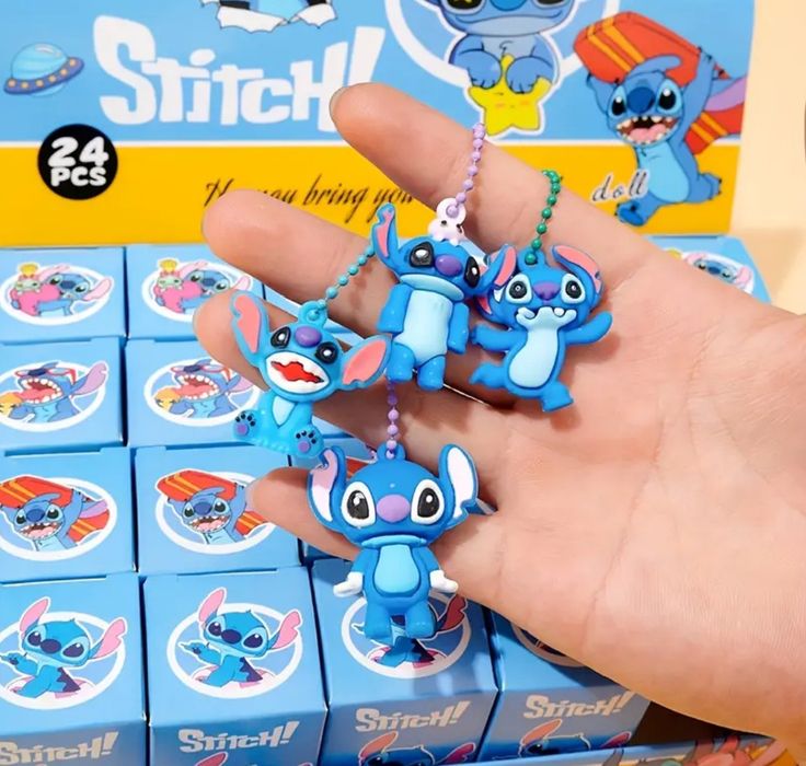 Адвент календар Стіч Stich 24 комірки брелоки підвіски