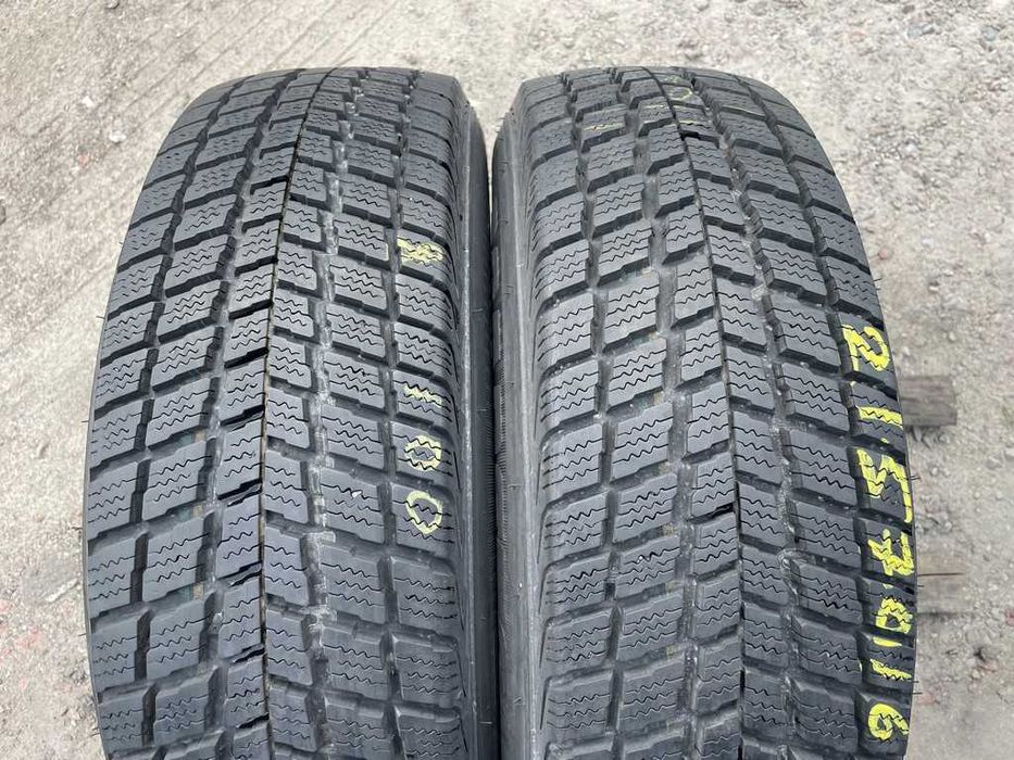 Roadstone WinGuard SUV 215/70r16 100T шини бу зима 2 штуки
