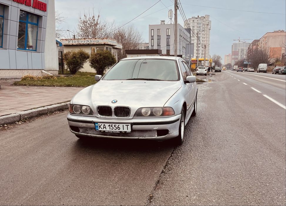 BMW 528 99 рік автомат