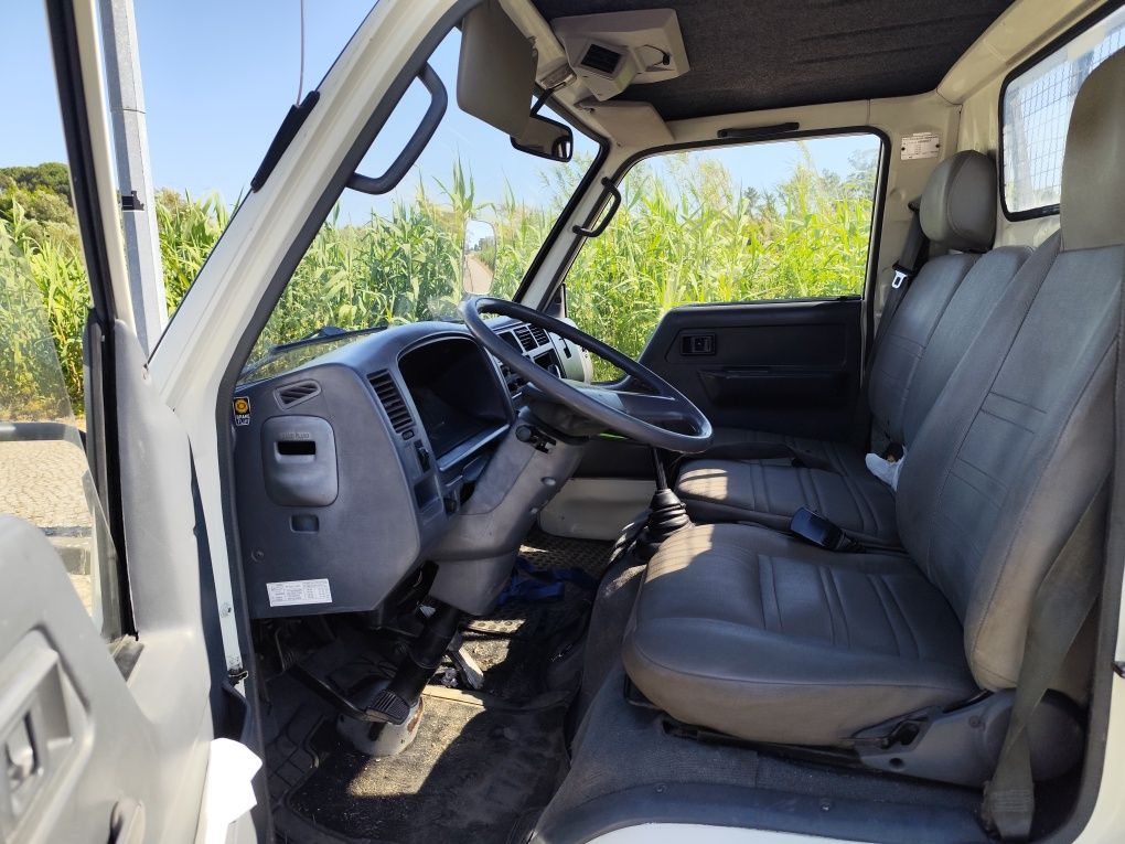 Toyota Dyna 150  rodado simples