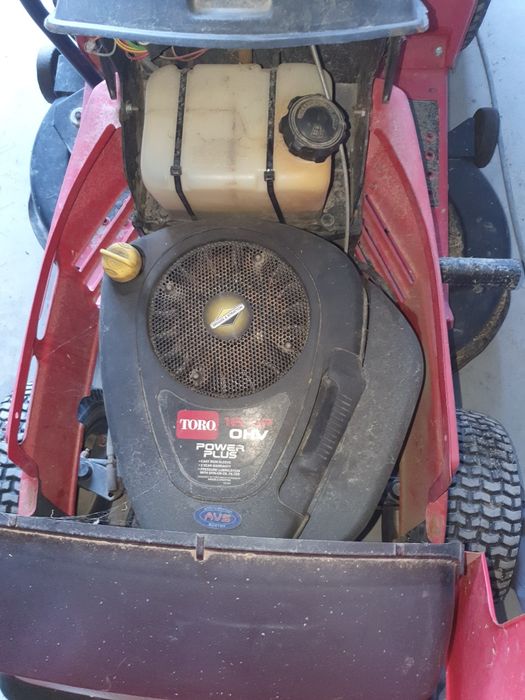 Corta relva motor toro