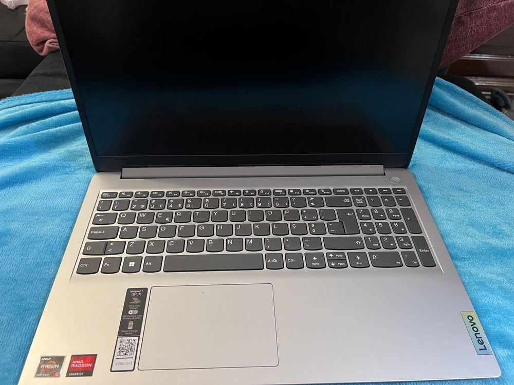 Portátil Lenovo IdeaPad 1 15ALC7-932 15.6" Cloud Grey