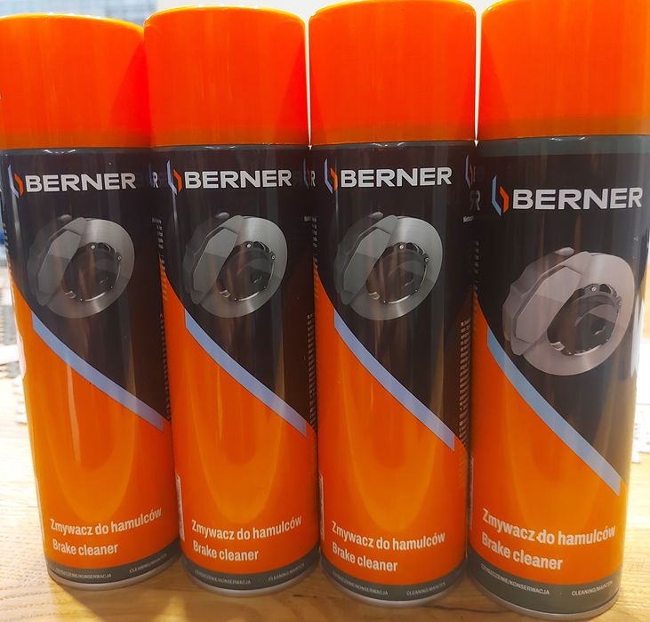 Zmywacz do hamulców 4 sztuki, zmywa wszystko.