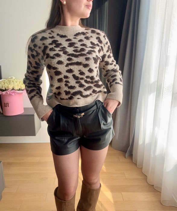 Теплий светр з шортами Zara