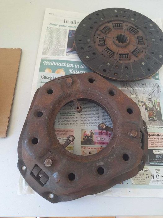 Диск щеплення нажимний Уаз (ст.зр).