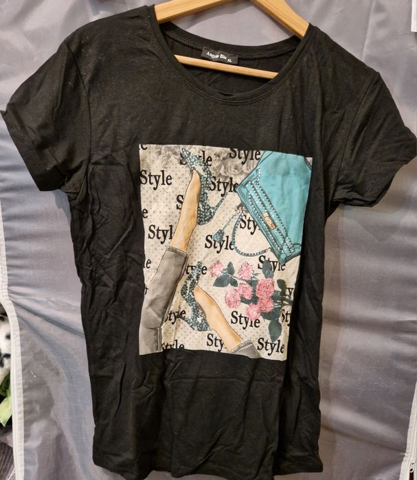 Vendo t-shirts novas de mulher