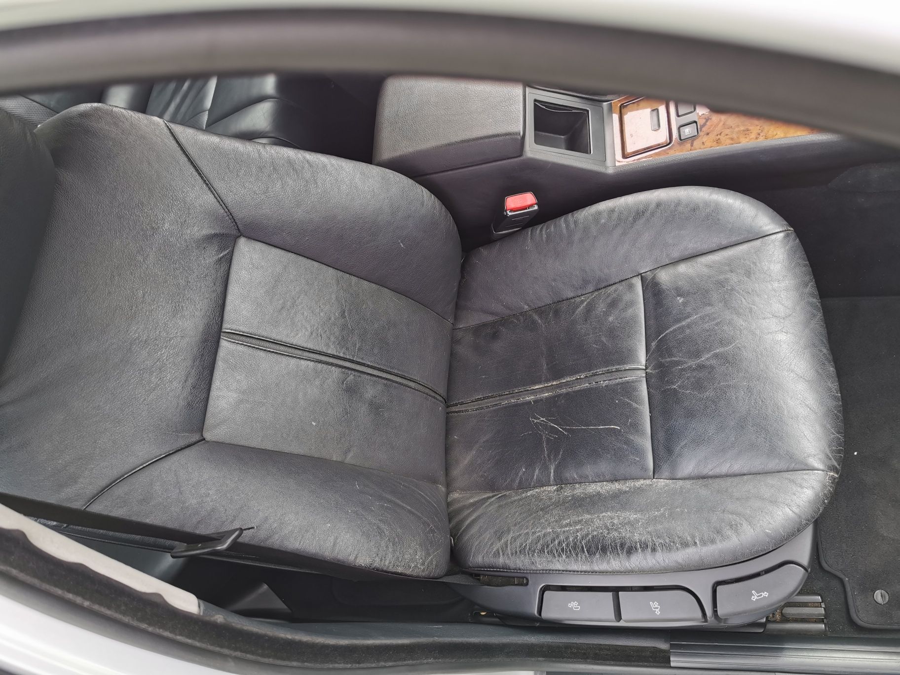 Fotele przednie + tylne wnętrze BMW 5  e39 kombi