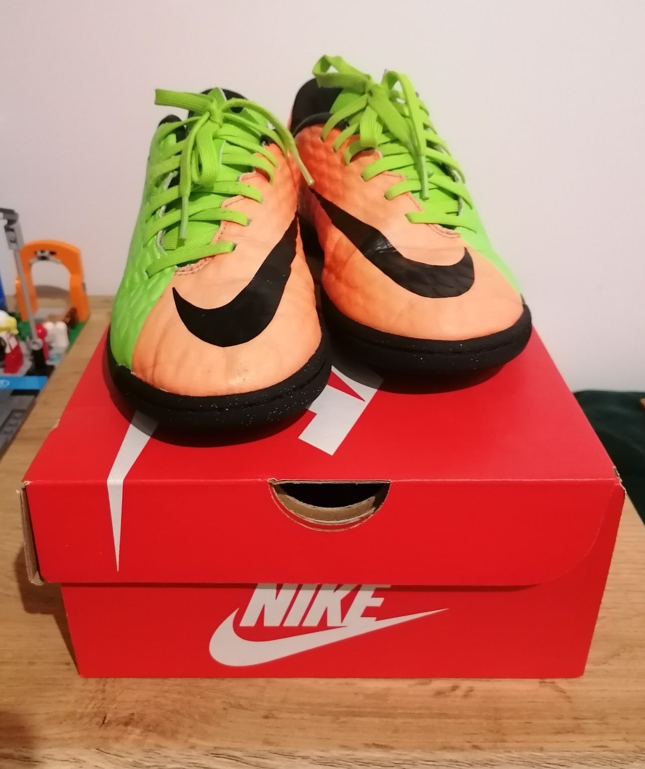 Halówki chłopięca Nike rozmiar 36 (23,3)