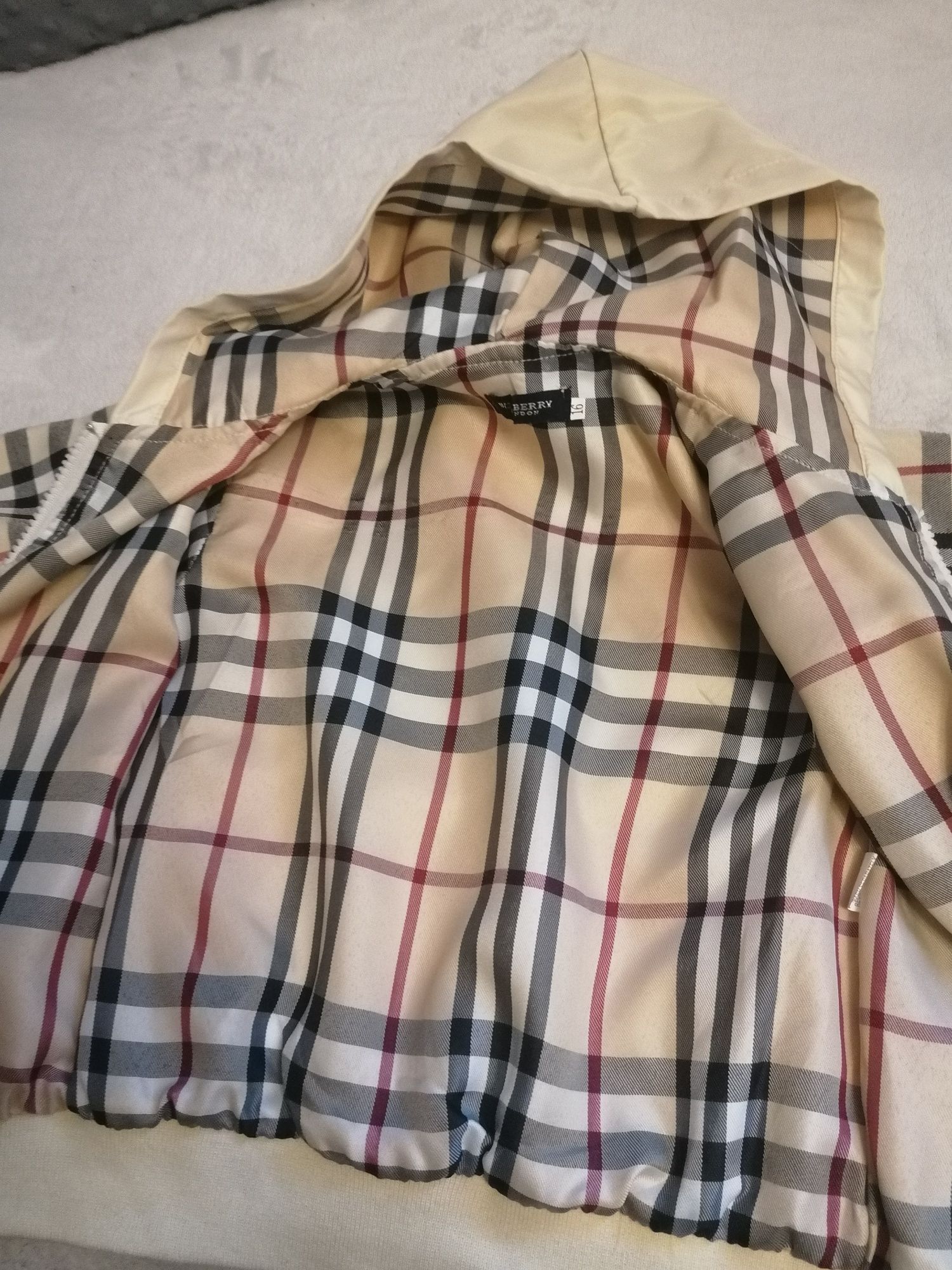 Karteczka wiosenno/jesienna Burberry rozm.98