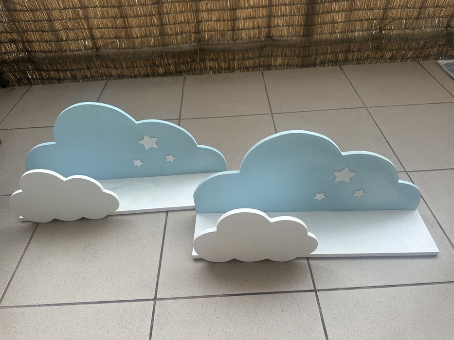 2 półeczki do pokoju dziecinnego