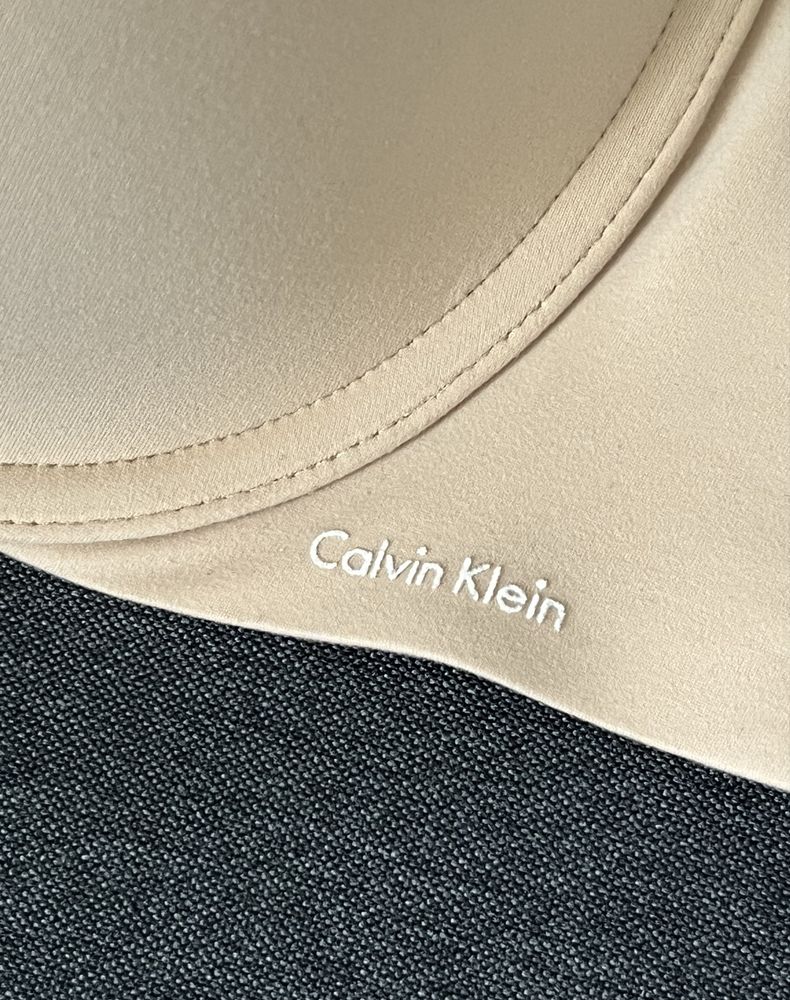 Calvin Klein biustonosz 34 dd - f/c multiway