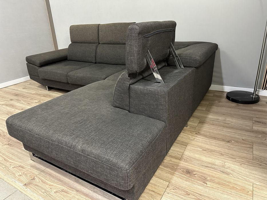 Nowoczesny narożnik w ciemnoszarym kolorze Dostawa