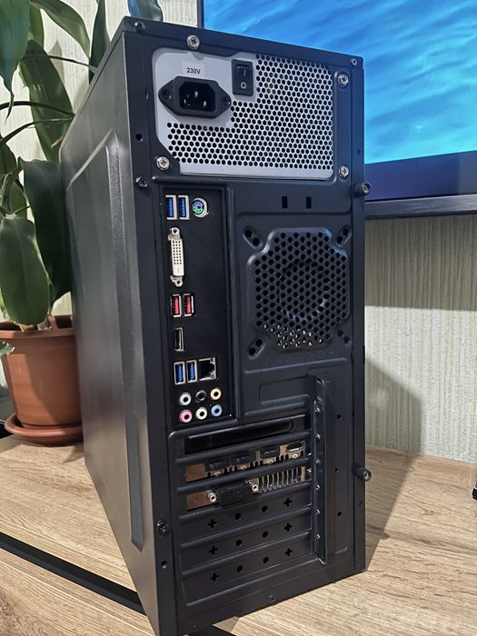 i7 7700K, GTX1070 8gb, 16gb DDR4, 120gb SSD потужний вгровий компʼютер