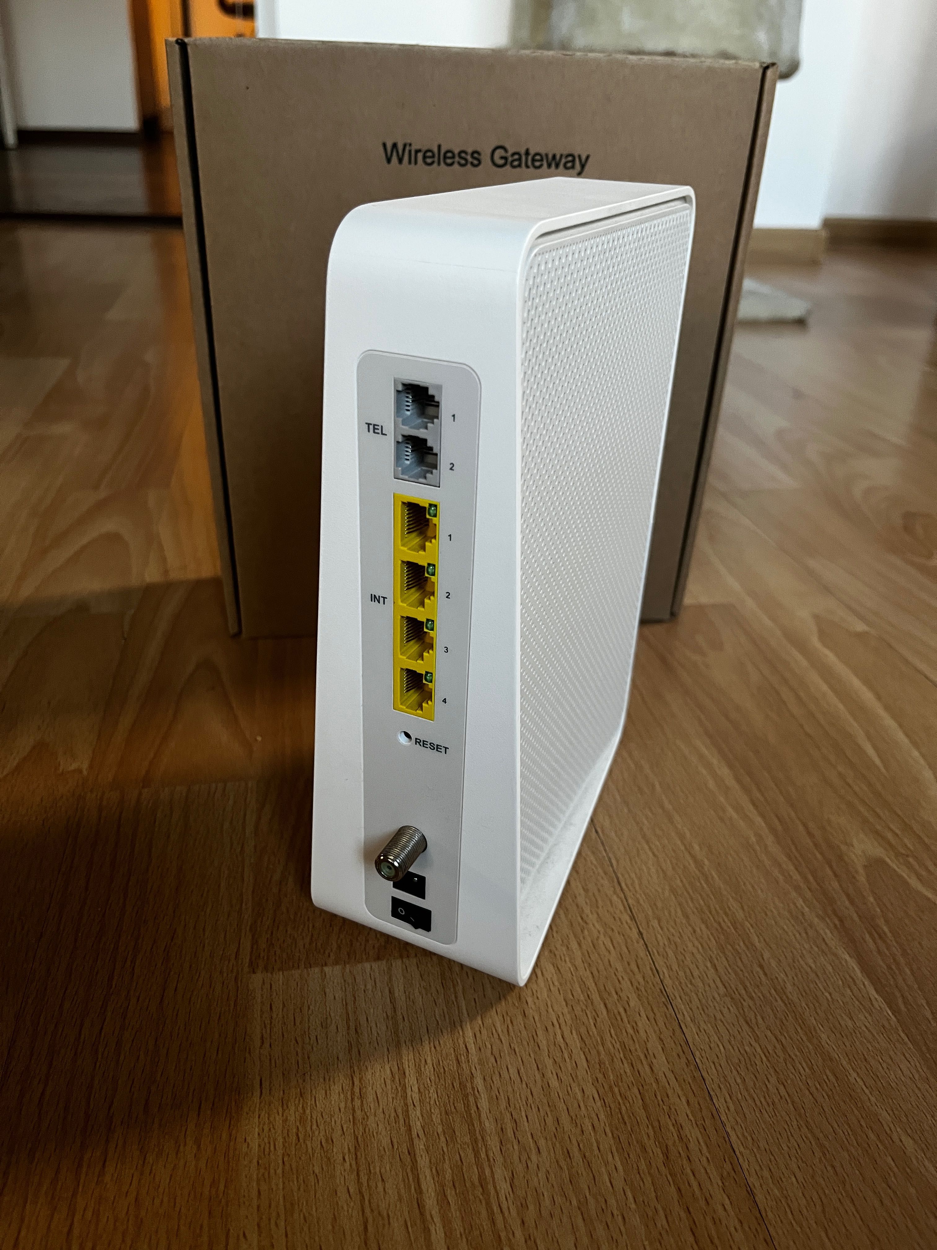 Router wirless gateway cbn CH7465-LG-CL