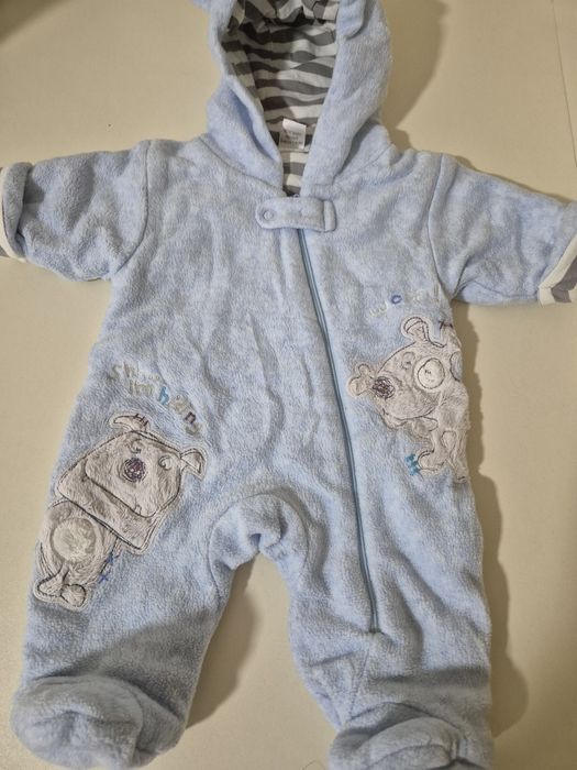 На зріст  50 см і 54 см і до 3400 кг комбінезон чоловічок на новонарод