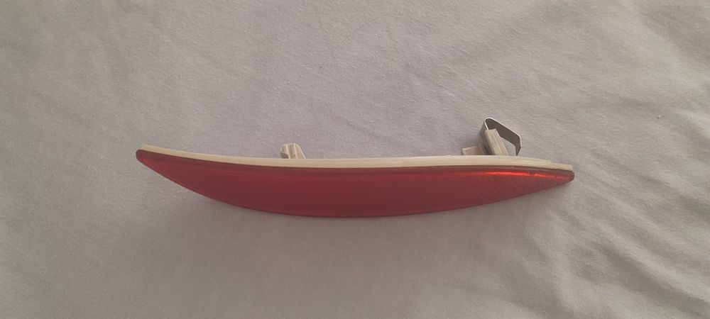 Refletor de parachoques direito  traseiro renault megane lll