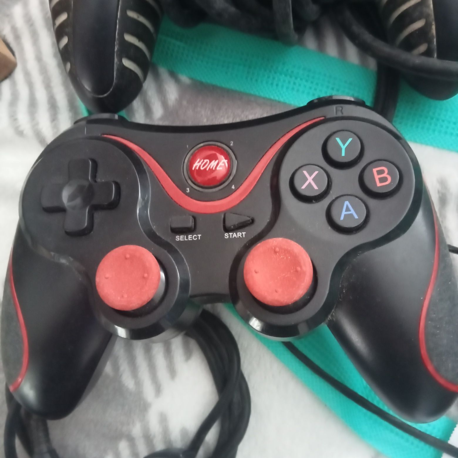 Vendo Ps 3 usada com  comando