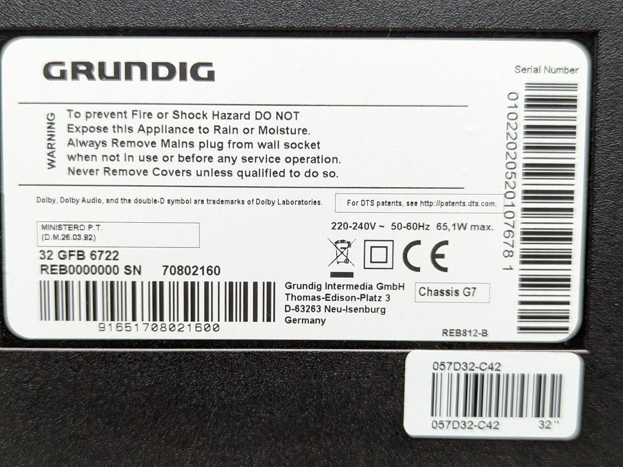 Grundig 32GFB6722  FullHD 1080 SmartTV WI-Fi / 2018 /