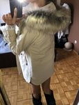 Mango biszkoptowa parka z podpinką kaptur futro