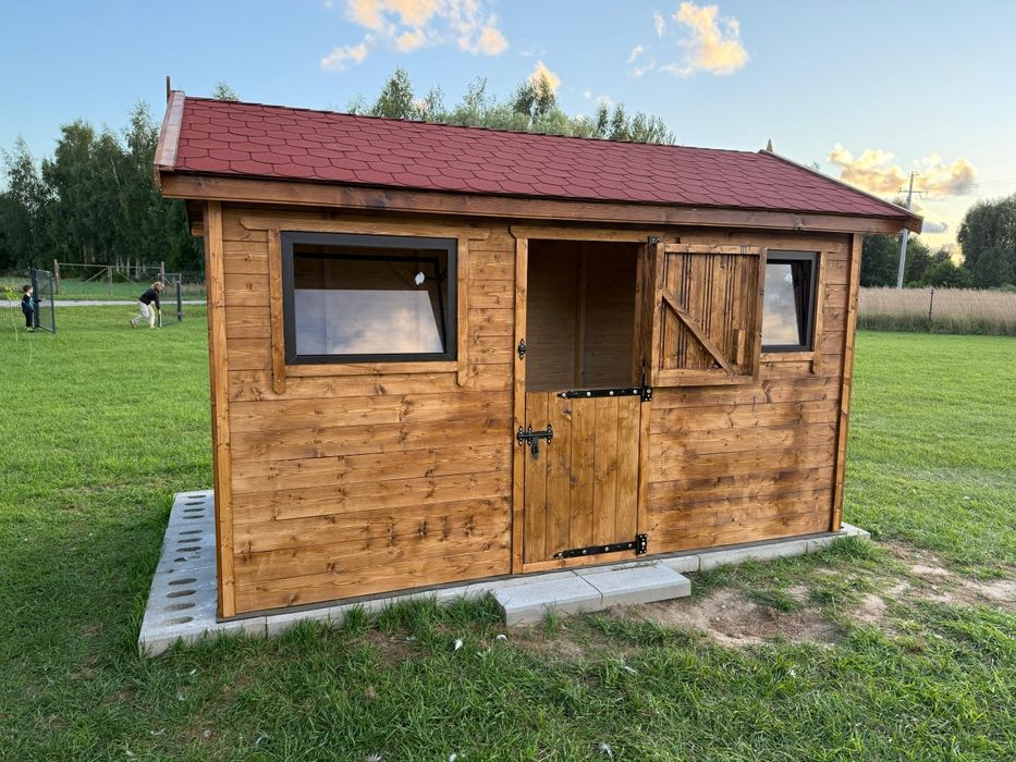 Stajnia 3.5 x 2 koziarnia, alpaki, kuce