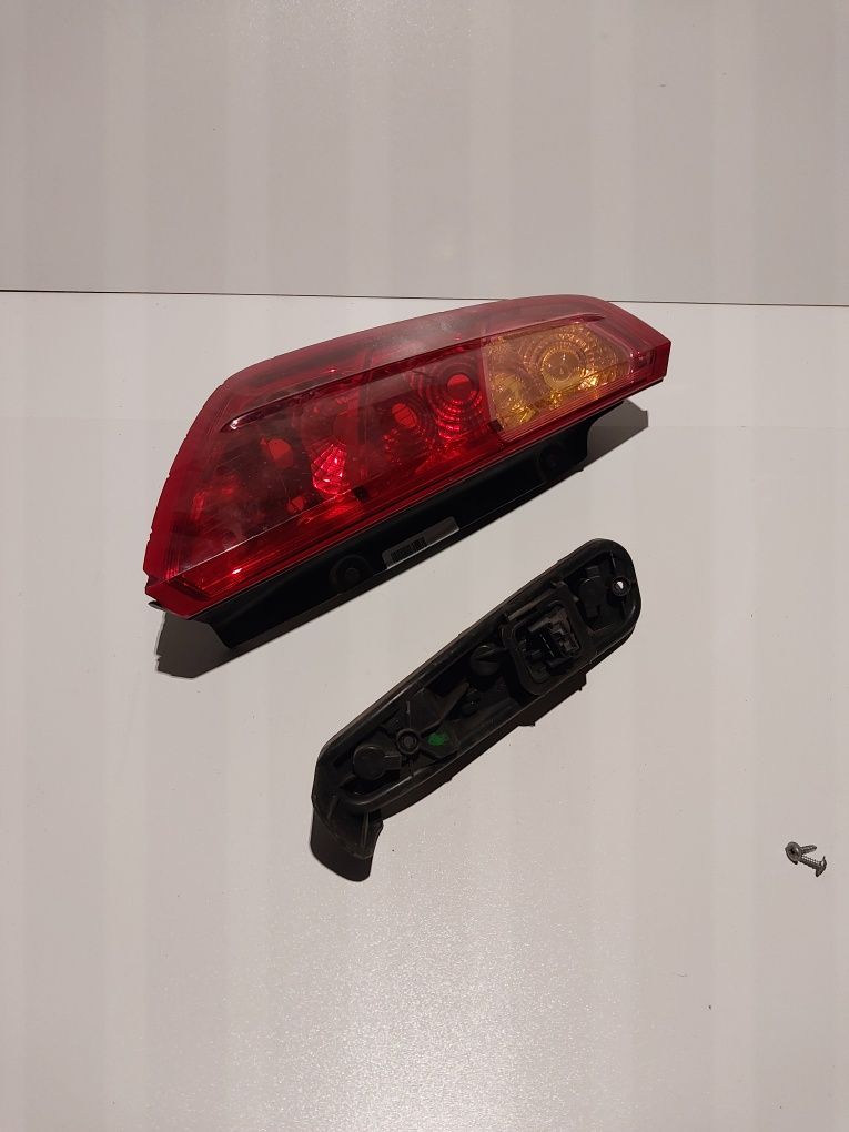 Fiat Grande punto wkład lampy żarówek tylny tył lewy lewa oprawa