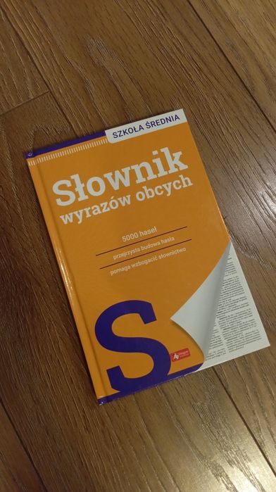 Nowy słownik wyrazów obcych Dragon