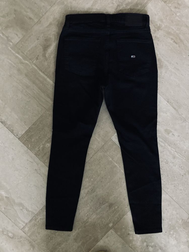 Damskie spodnie  jeansy Tommy Hilfiger W 29 nowe