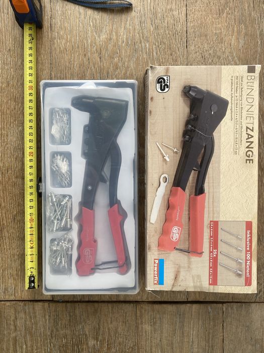 Alicate de rebites novo