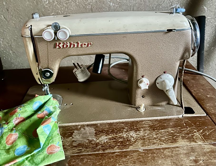 Продам швейну машинку Kohler