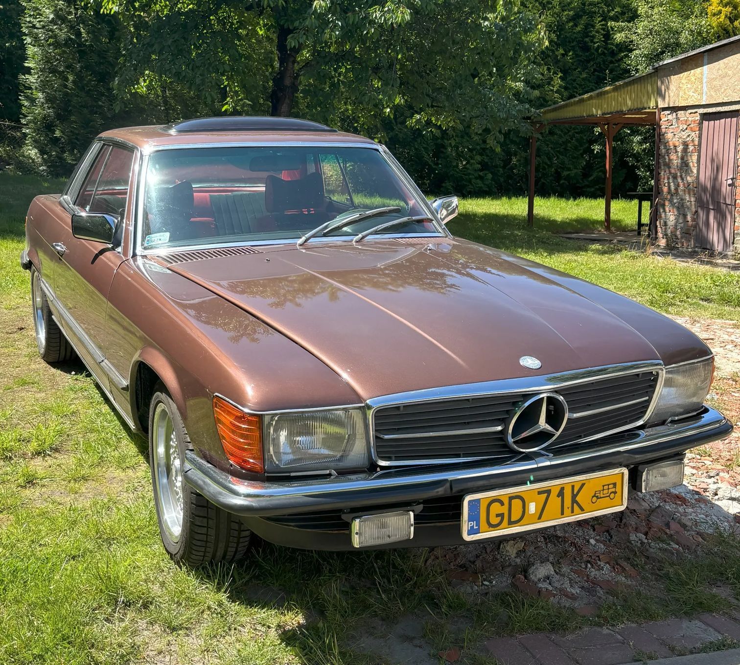 Mercedes-Benz SLC Mercedes-Benz W107 SLC - Zabytek