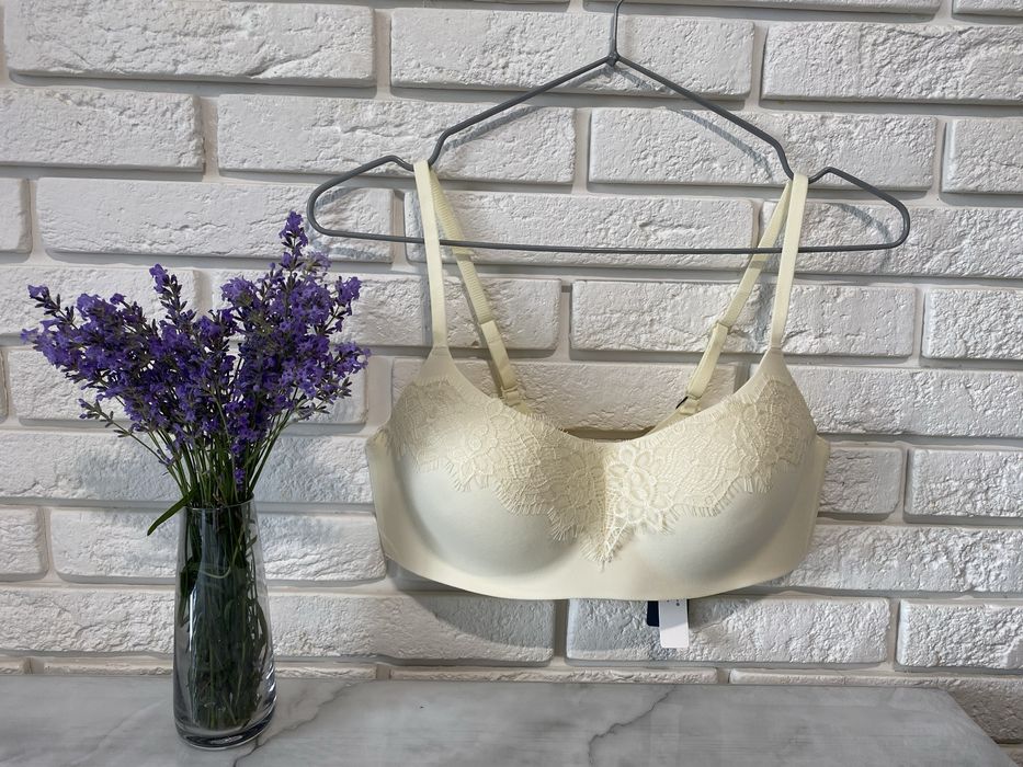 Безшовні бюсти на чашку АВС