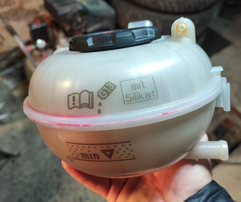 Розширювальний бачок охолодження, Volkswagen Tiguan, 2.0 TSI
Розширюва