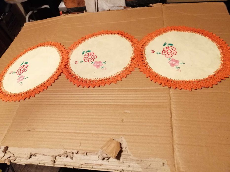 serwetki recznie haftowane