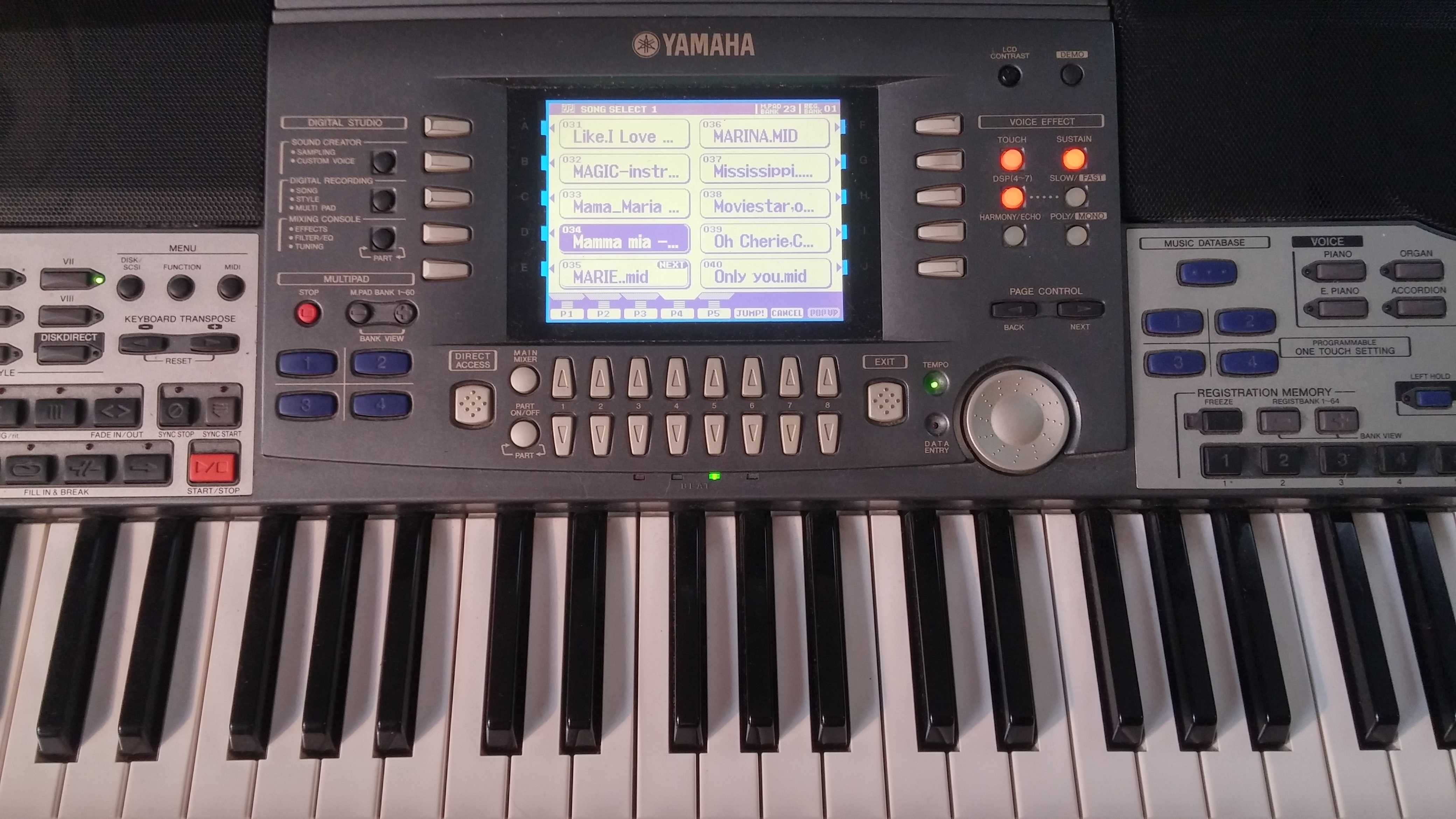 Keyboard Yamaha PSR 9000