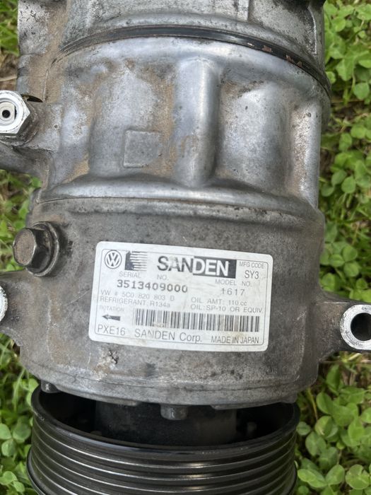 Компресор кондиціонера Volkswagen 2011, 2.0 бензин америка