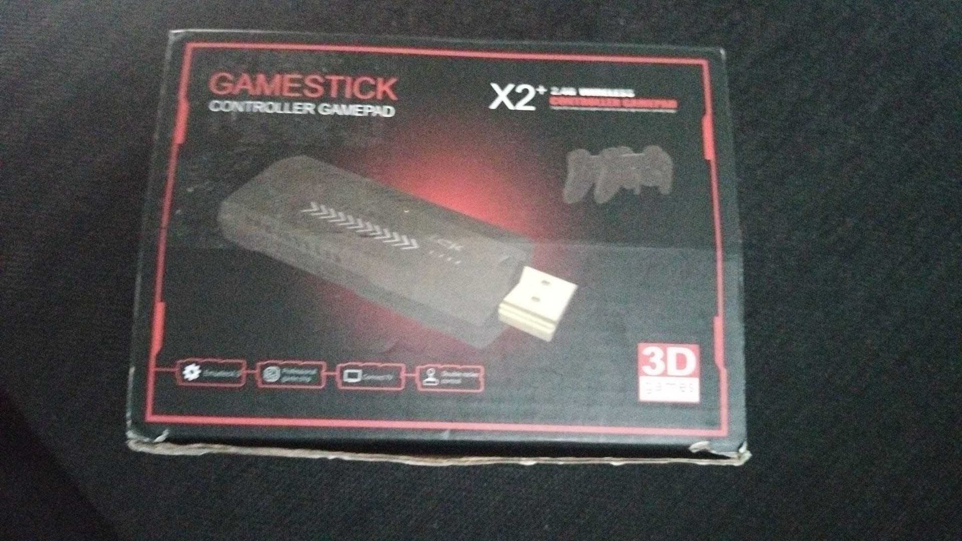 Consola Retro com Ligação à televisão e com 2 comandos