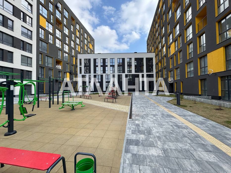 Продаж 2-кім квартири з терасою в ЖК Вежа по вул. Хмельницького.