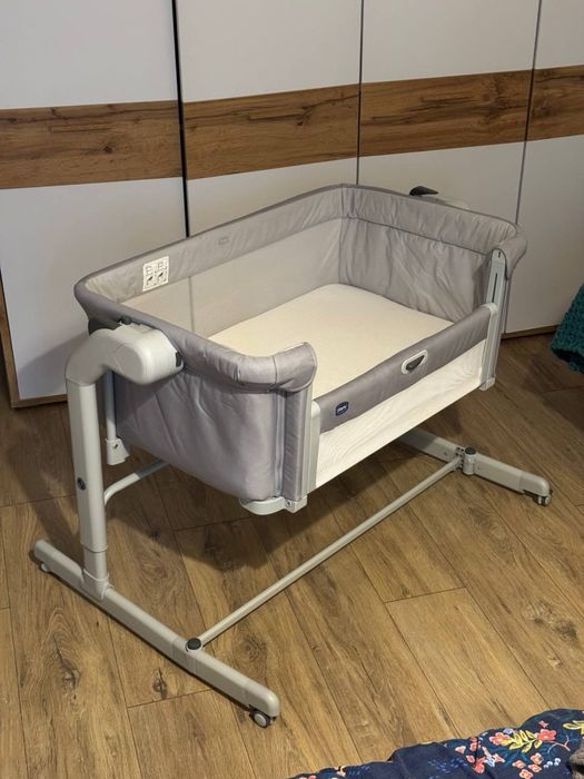 Приставне дитяче ліжечко Chicco Next2Me Magic Evo