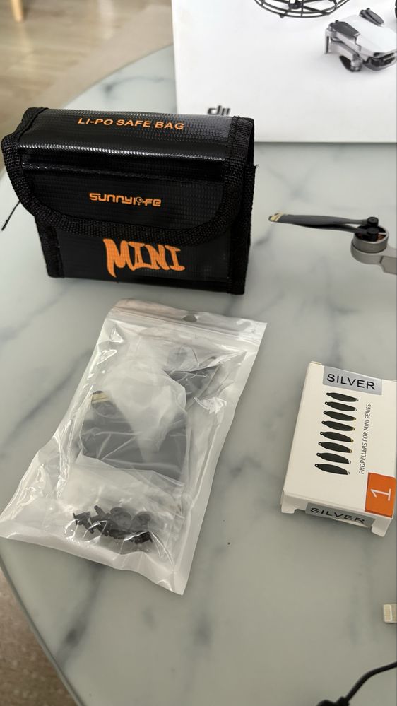 Dron DJI mavic mini plus dodatki