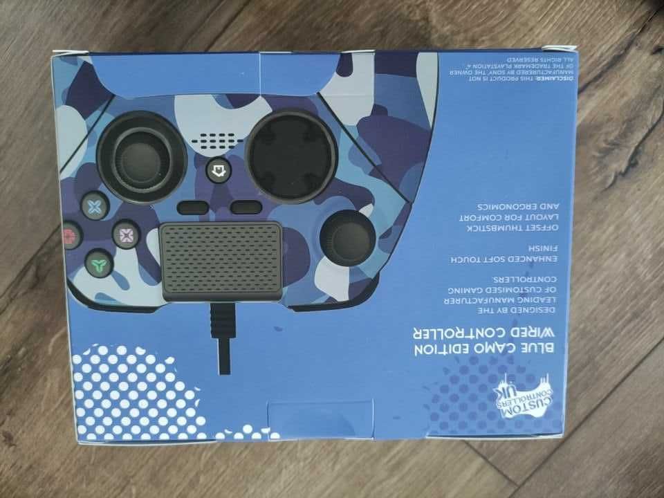 Pad przewodowy do PS4 X