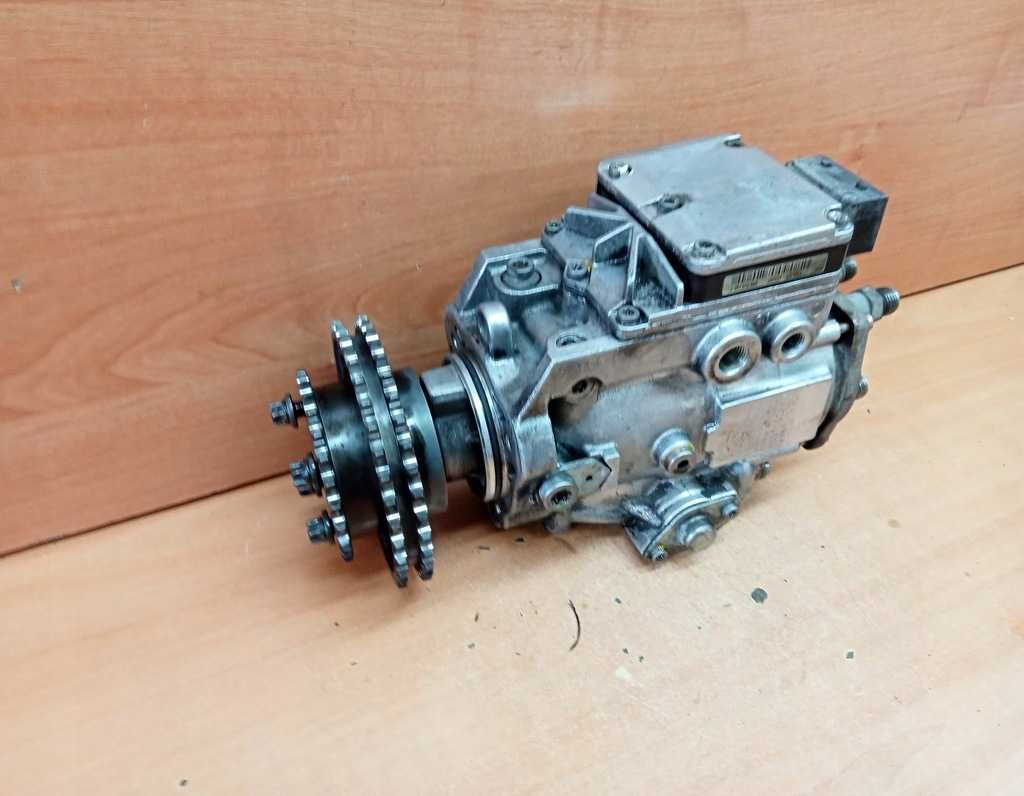 Топливний насос ТНВД OPEL Astra Zafira Vectra 0470504004 Опель 2.0