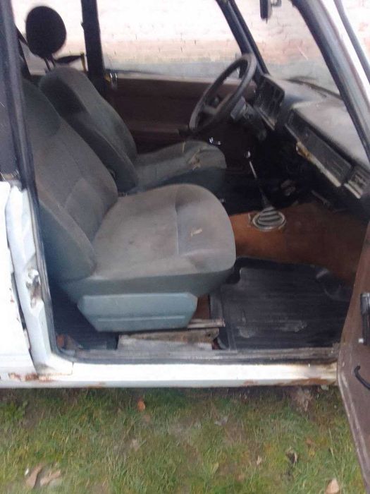 ваз 2105 білий  стан як на фото