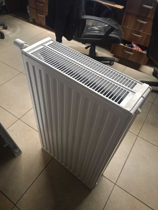 grzejnik nowy  900x530 dolne podłącznie