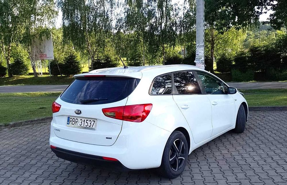 KIA CEE'D 1.6 CRDI 110 KM • 2012 • 111 800 km • Stan Perfekcyjny