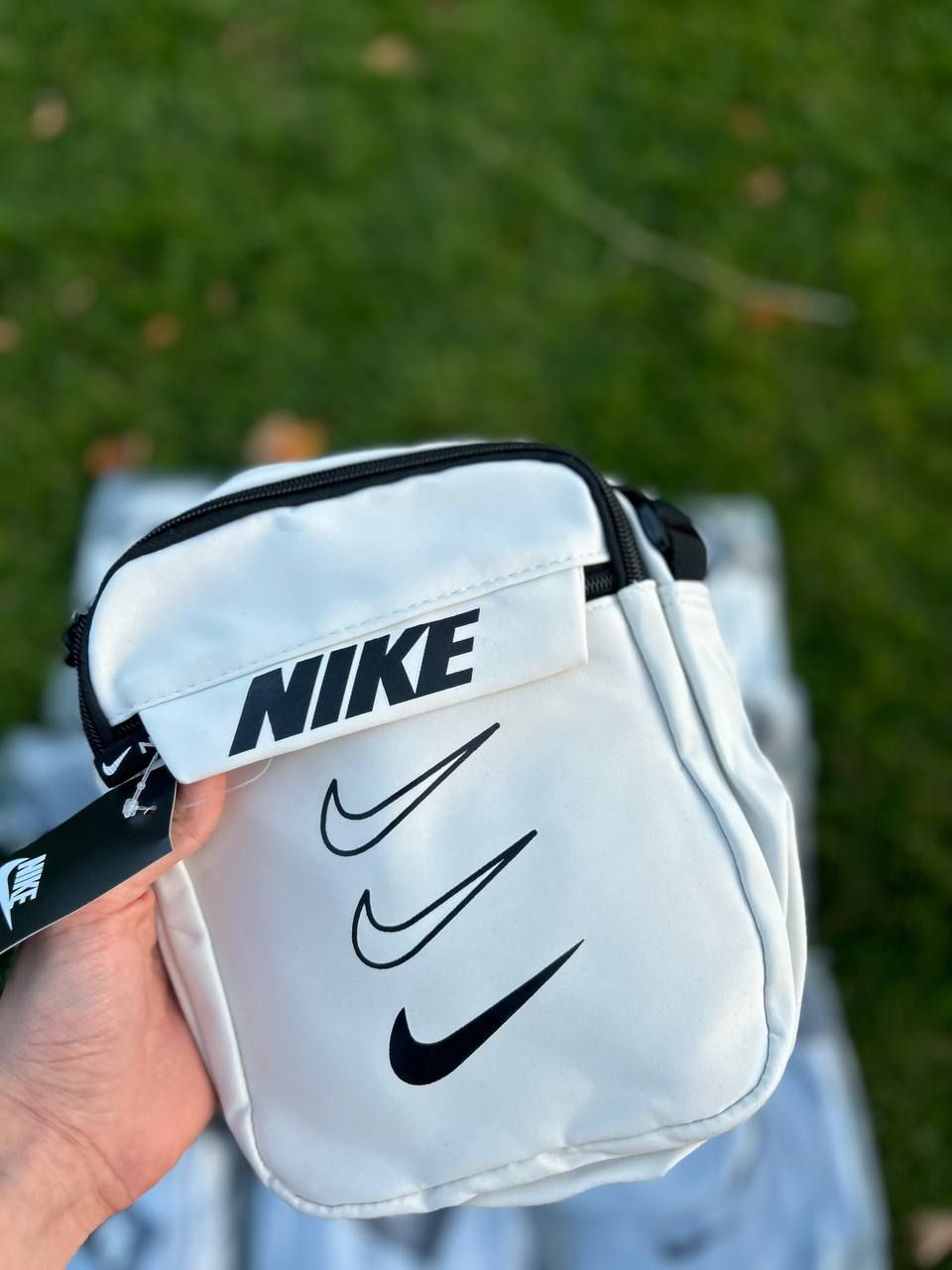 Сумки Nike: оригінал, якість, стиль! Різні моделі та кольори