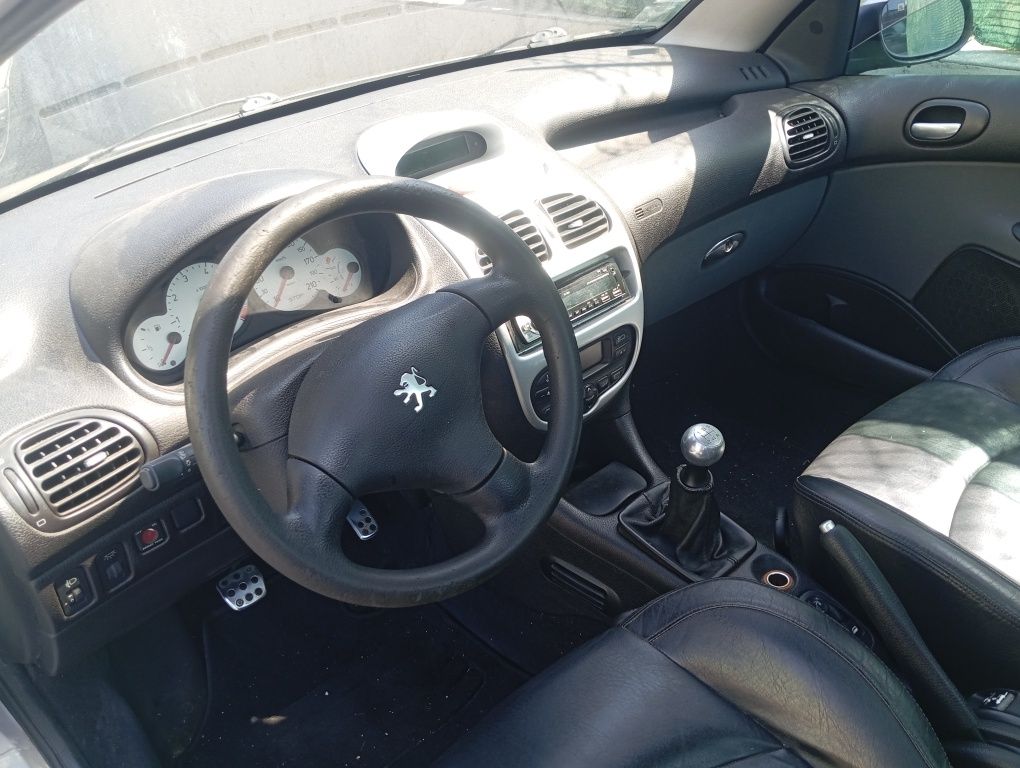 Peugeot 206CC 2.0