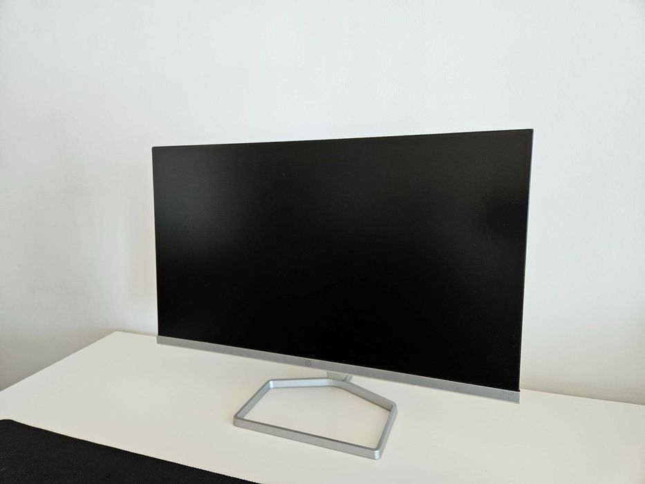 Monitor HP M22f 21.5" em excelente estado